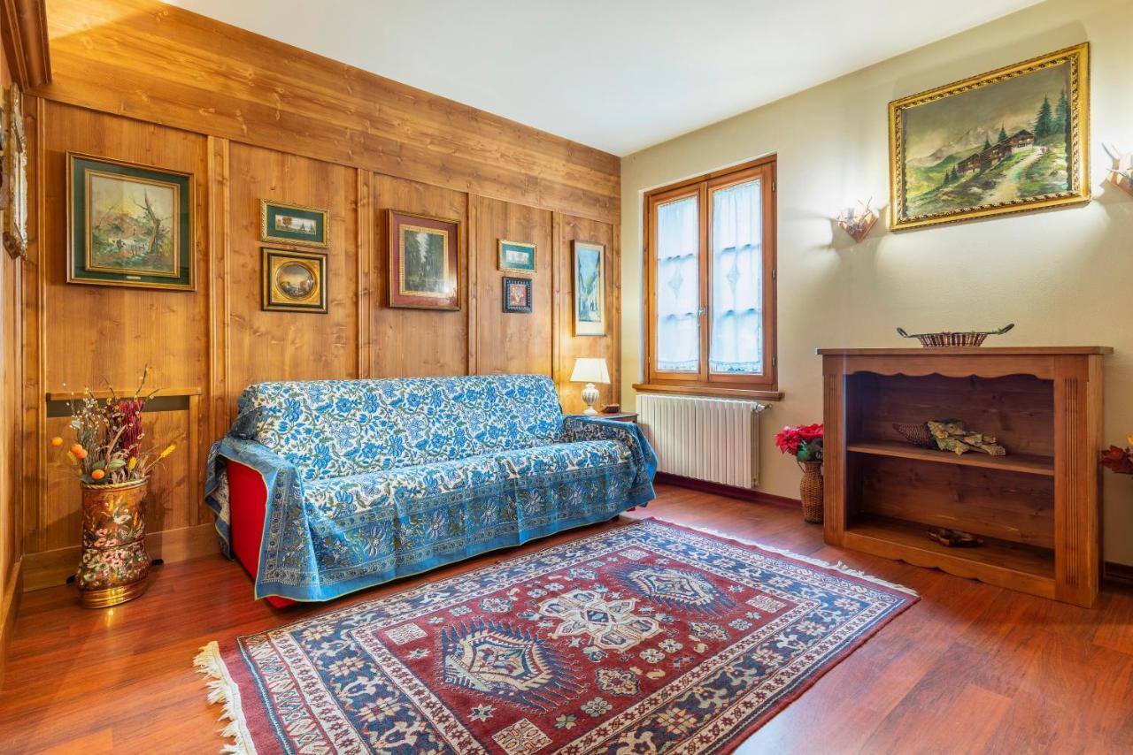 Villa S. Francesco - Stayincortina Cortina d'Ampezzo Ngoại thất bức ảnh