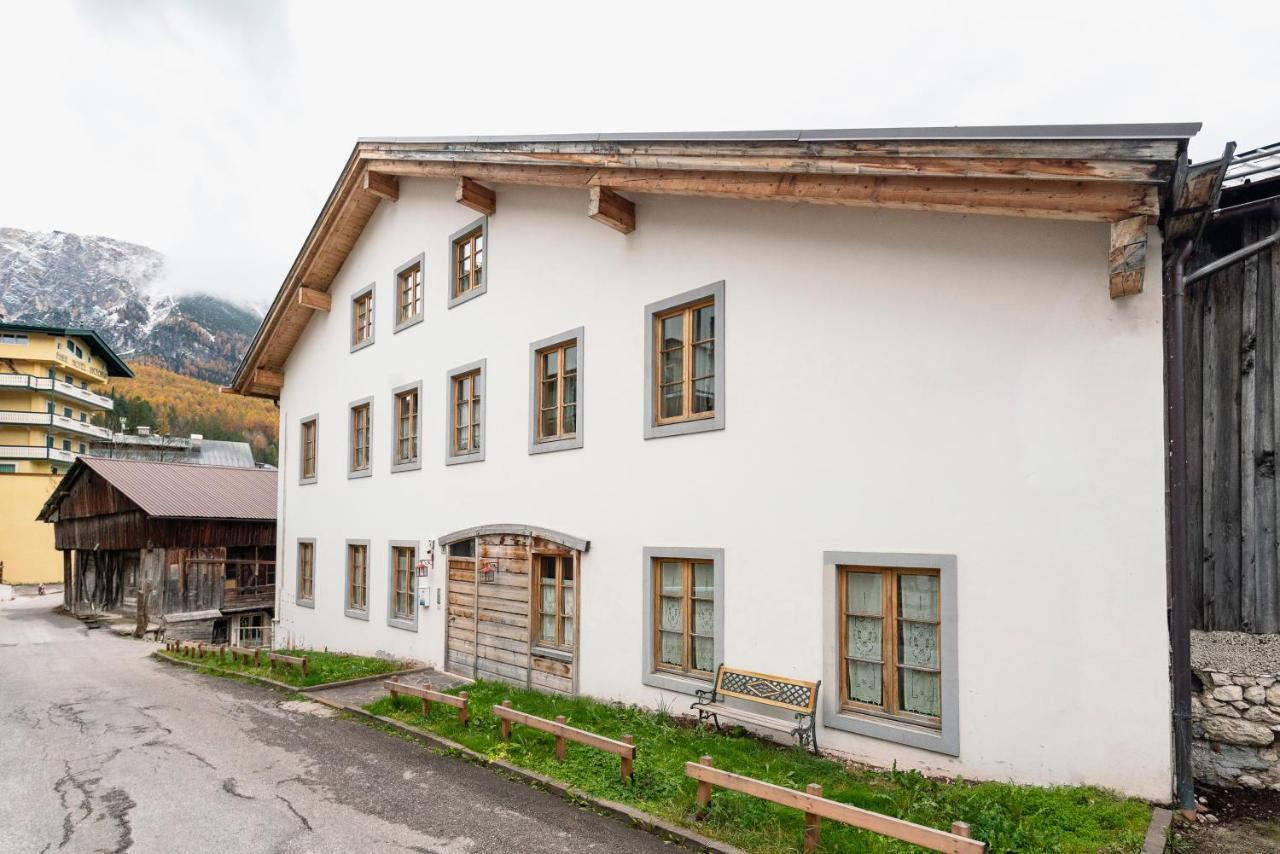 Villa S. Francesco - Stayincortina Cortina d'Ampezzo Ngoại thất bức ảnh